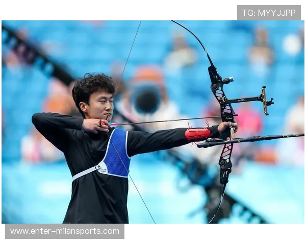 中国反曲弓男队在射箭世界杯上海站获得团体铜牌，反曲弓国家队